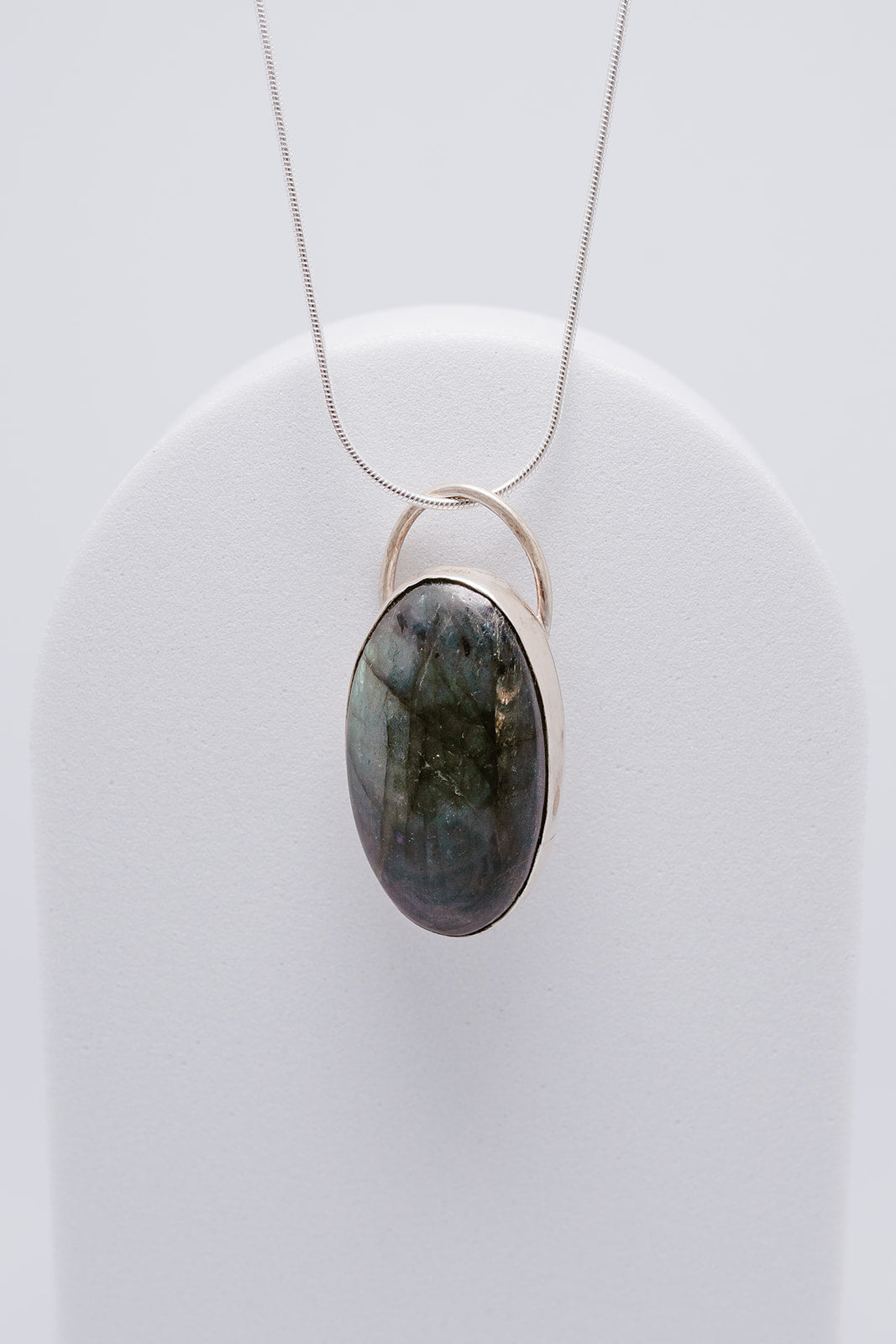 Sterling silver Labradorite oval bezel pendant